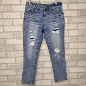 Maurices Distressed Patch Jeans Size 3 / 4